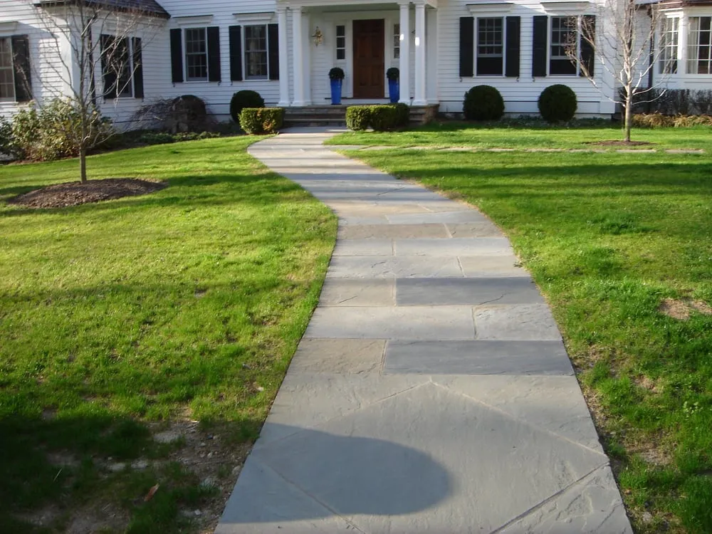 Affordable yard cleanup service experts serving Brewster, NY - Prado Landscape