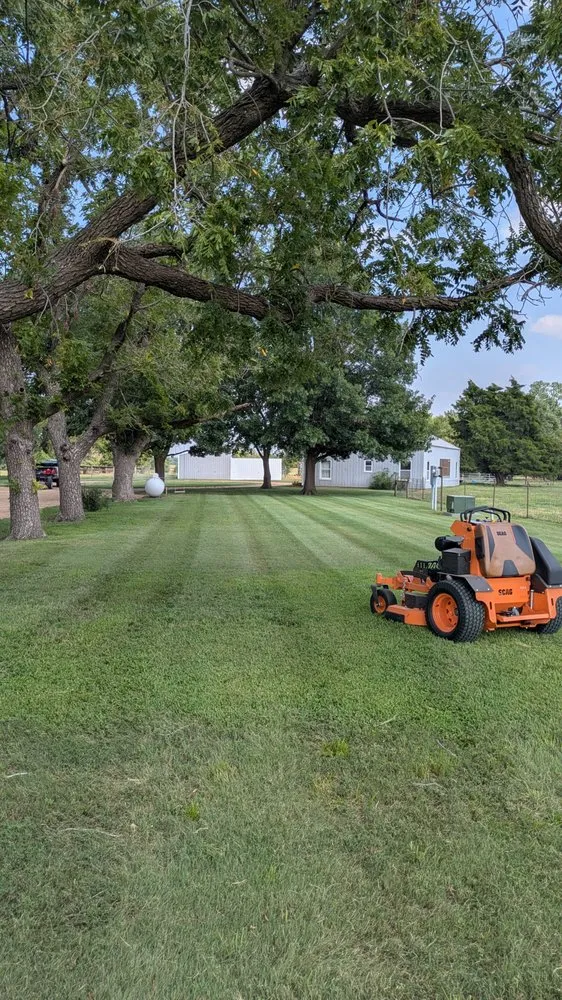 Affordable yard maintenance in Hutchinson, KS - Prairie Edge Landscapes