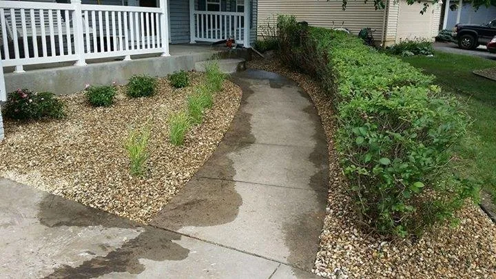 Top-rated yard maintenance in Marion, IA - Prairie Winds Lawn & Landscaping