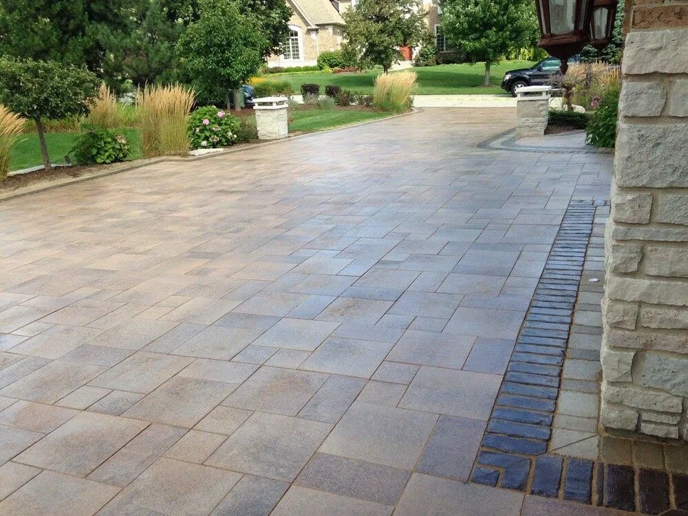 Reliable landscape design in Sugar Grove, IL by Prairie's Hardscapes and Design