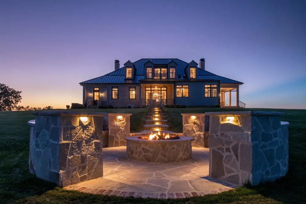 Top-rated lawn care service in Overland Park, KS - Prairieside Concepts