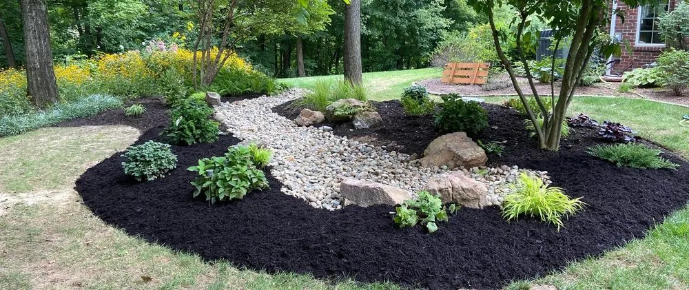 Custom residential landscaping for year-round maintenance in Newburgh, IN by Prather Landscaping