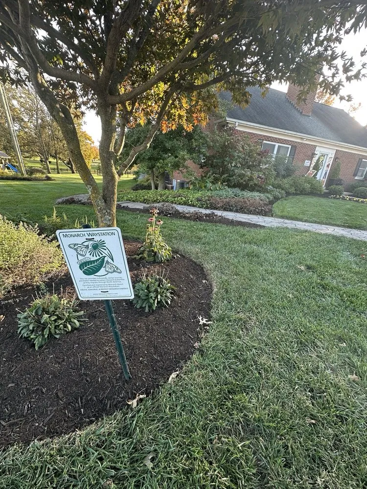 Local yard maintenance for residential properties in Georgetown, KY by Pratt's Lawn & Landscape