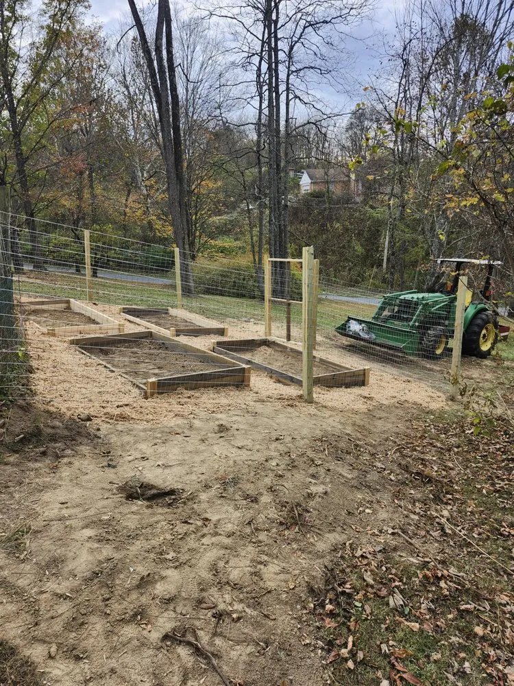 Expert lawn care service in Buchanan, VA - Prease Home Repair & Landscaping services