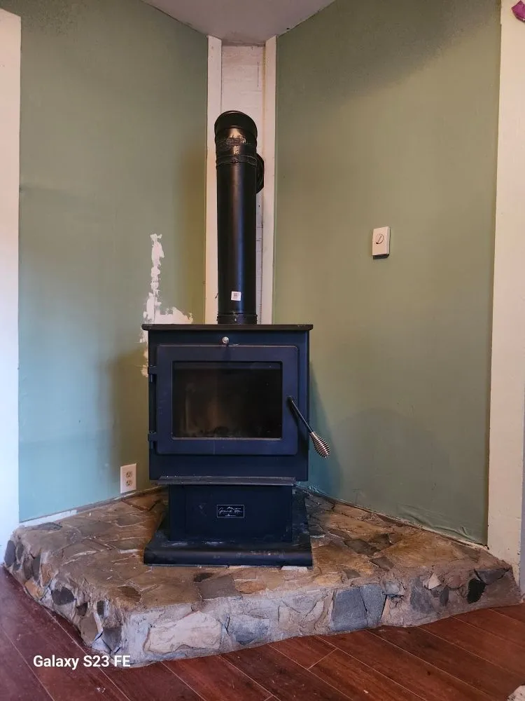 Custom lawn care service experts serving Buchanan, VA - Prease Home Repair & Landscaping services