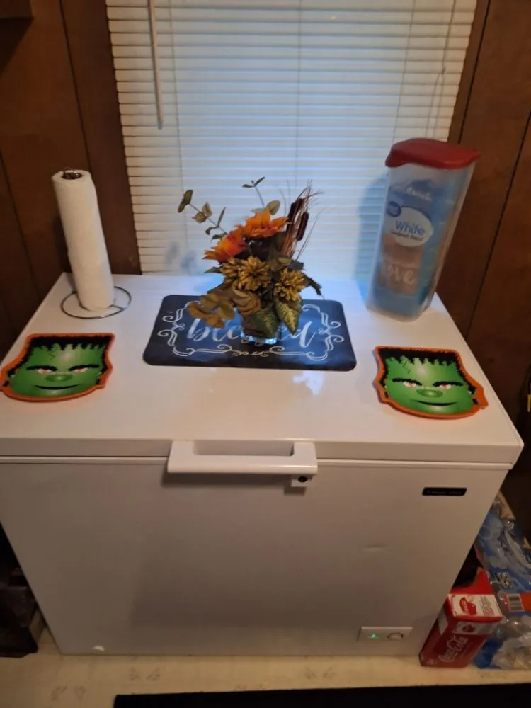 Expert outdoor landscaping in Harriman, TN by Precious Care Cleaning Services