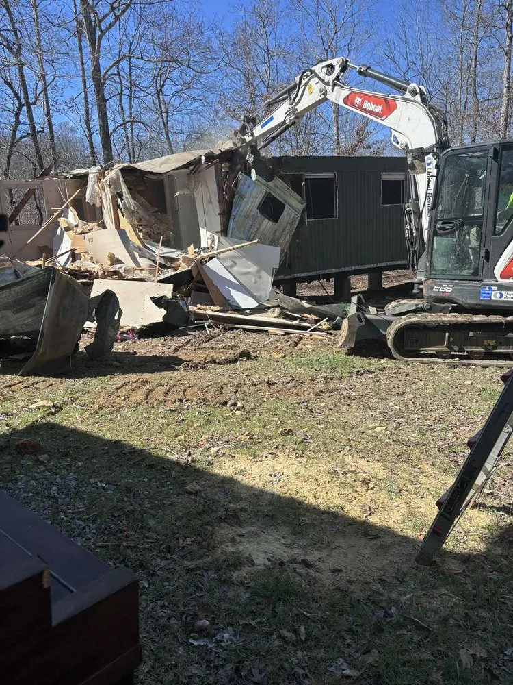 Professional garden landscaping for homes in Clarksville, TN by Precious Precision