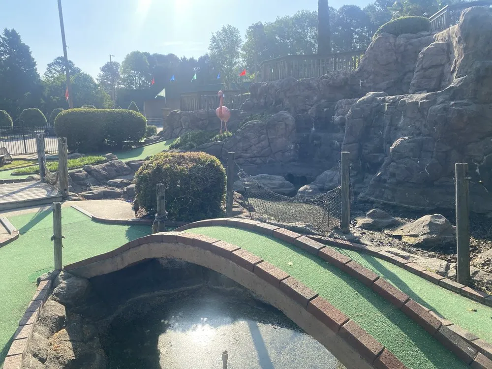 Custom lawn care service experts serving Franklinton, NC - Precise Landscaping