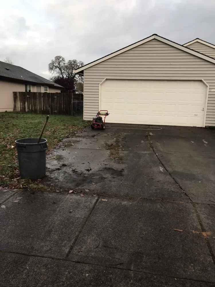 Custom outdoor landscaping in Beaverton, OR by Precise Lawn Care