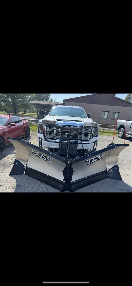 Top-rated yard cleanup service in Syracuse, NY - Precise  Maintenance