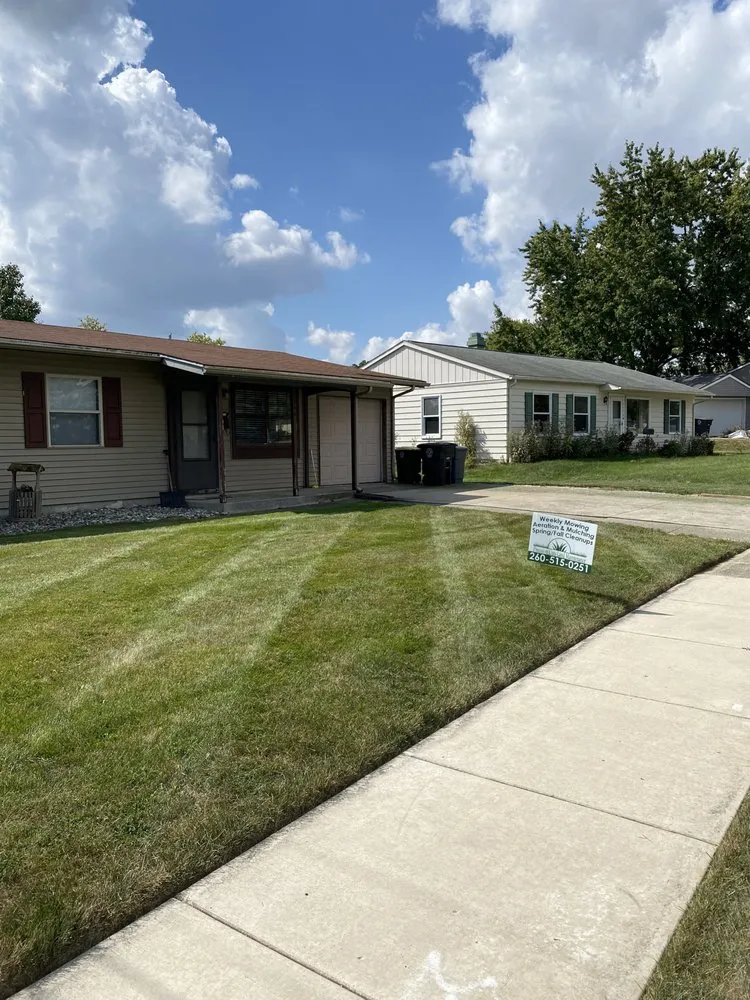 Reliable landscaping services experts serving Fort Wayne, IN - Precision Cuts Landmaintenace