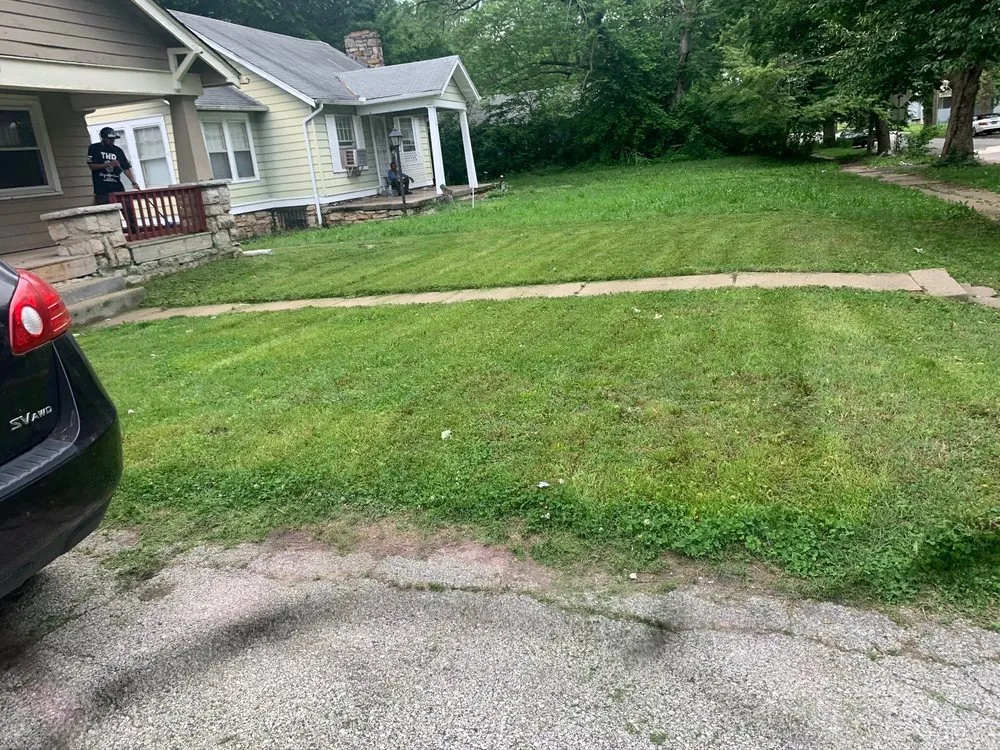Local lawn mowing service near you across Kansas City, MO - Precision Cutt Lawn Care