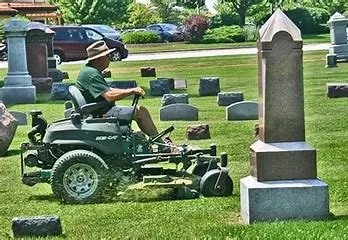 Reliable lawn care service experts serving Eugene, OR - Precision D&L Landscaping