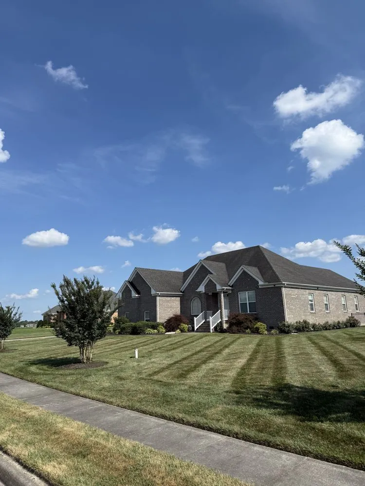 Custom yard maintenance for residential properties across Virginia Beach, VA - Precision Edge