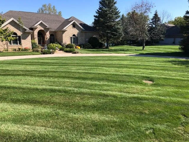 Affordable outdoor landscaping experts serving Flushing, MI - Precision Image Lawncare
