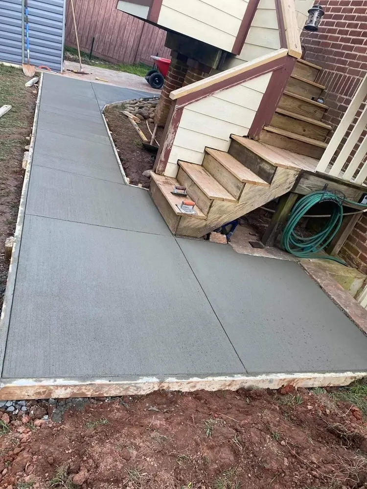 Reliable garden landscaping in Raleigh, NC by Precision Land & Concrete