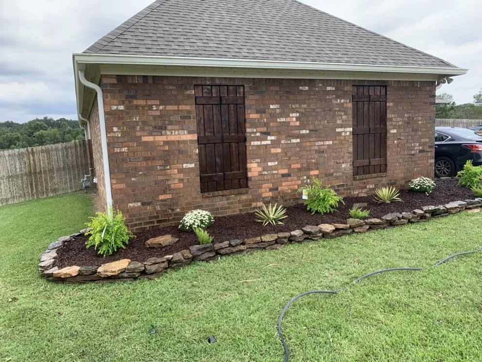 Custom yard cleanup service in Brandon, MS - Precision Landscape & Design