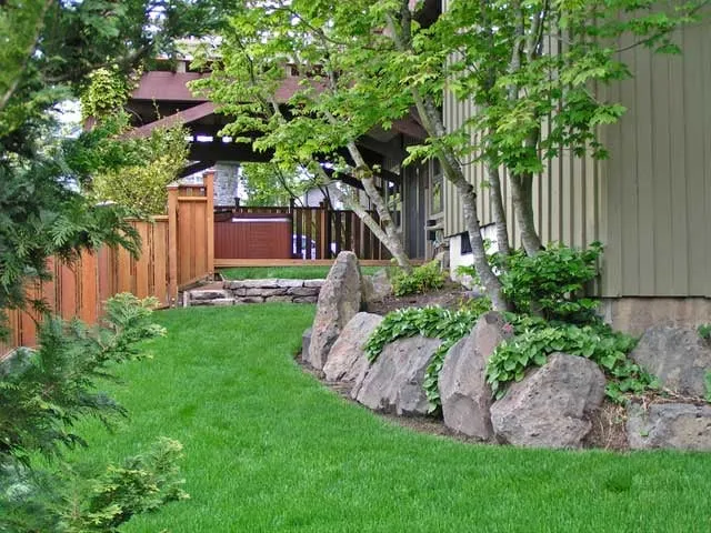 Affordable outdoor landscaping experts serving Portland, OR - Precision Landscape Services Inc