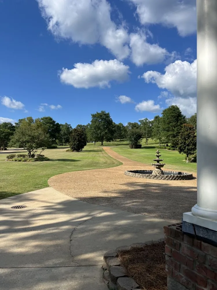 Affordable residential landscaping in West Monroe, LA by Precision Landscaping