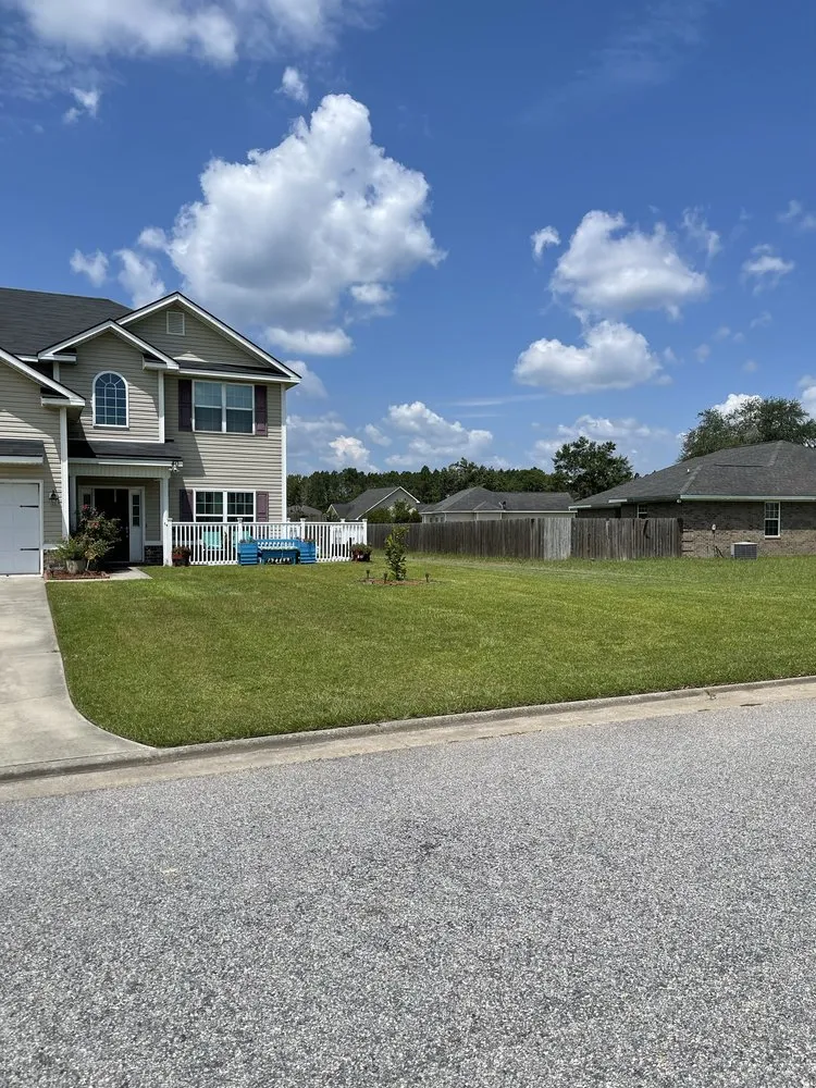 Reliable garden landscaping in Jesup, GA by Precision Lawn & Landscape