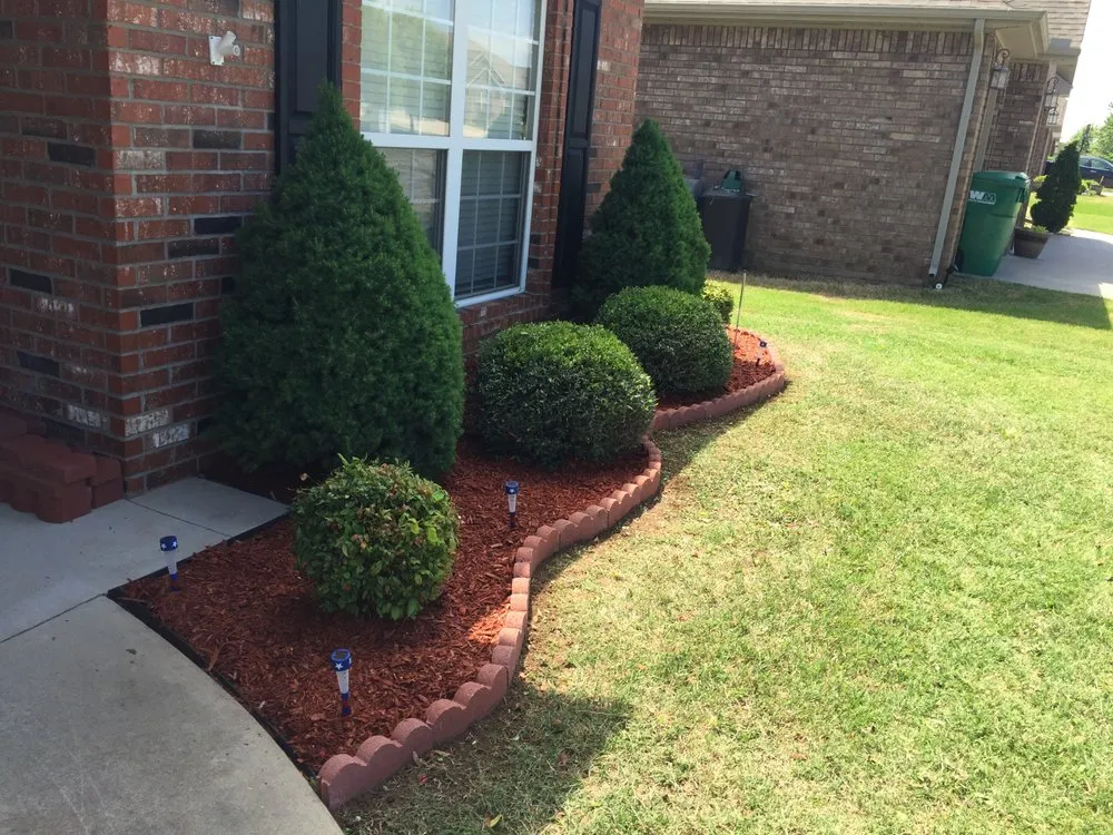 Top-rated landscaping services experts serving Bentonville, AR - Precision Lawn & Landscaping