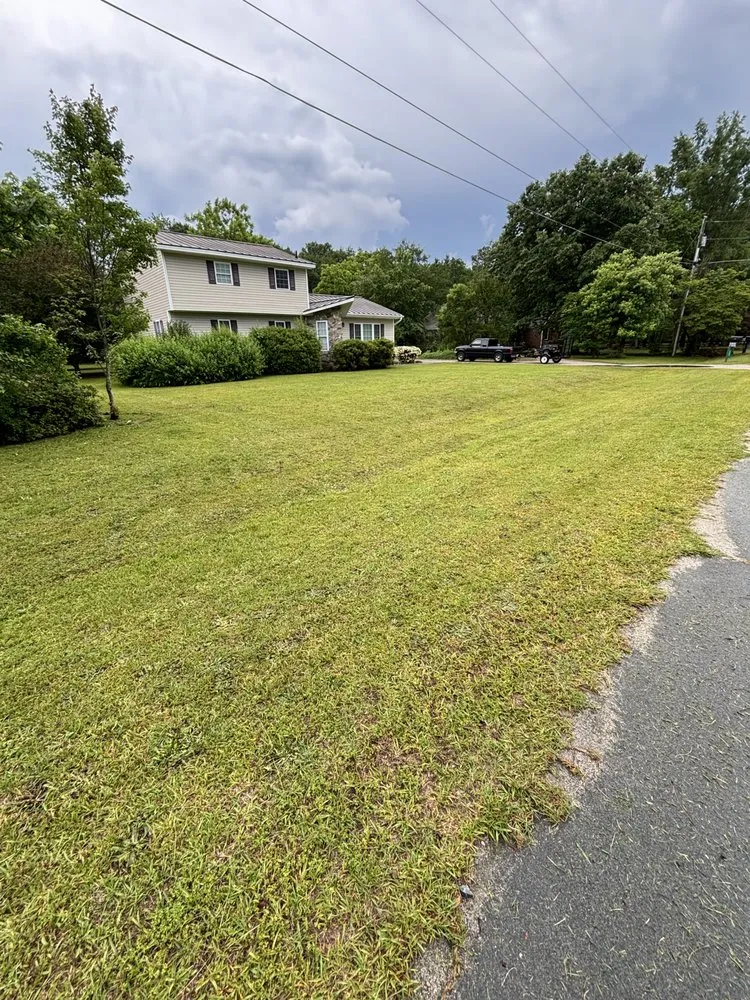 Local yard maintenance in Lumberton, NC - Precision Lawn Care