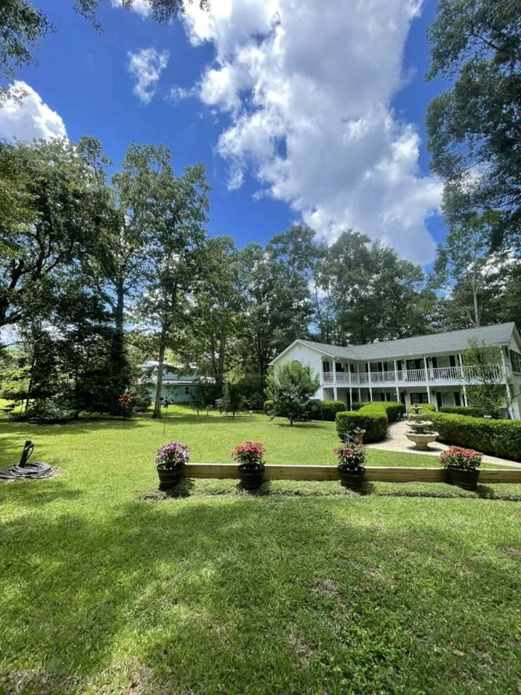 Local yard cleanup service experts serving Pass Christian, MS - Precision Lawn Care