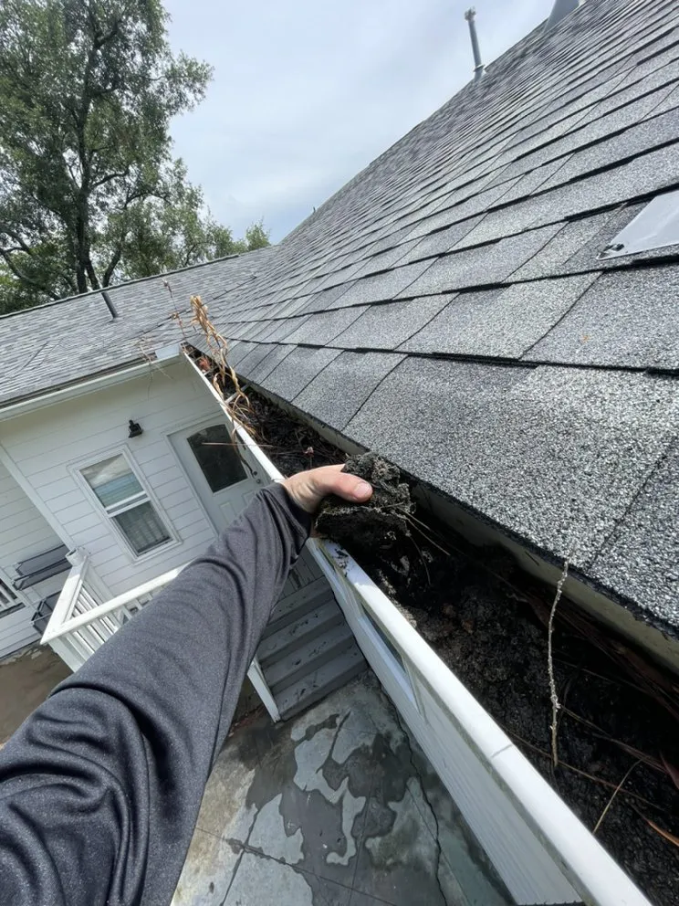 Trusted lawn mowing service for beautiful yards in Pass Christian, MS by Precision Lawn Care