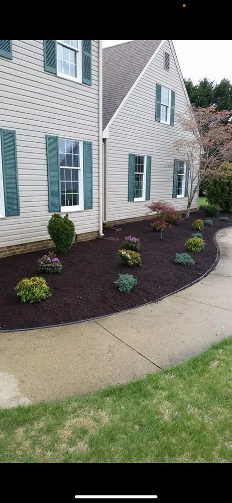 Custom garden landscaping experts serving Salisbury, MD - Precision Lawn Care Service