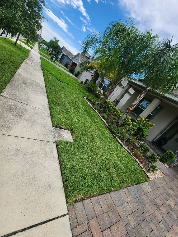 Trusted lawn care service for homes across St. Cloud, FL - Precision Lawn Pro
