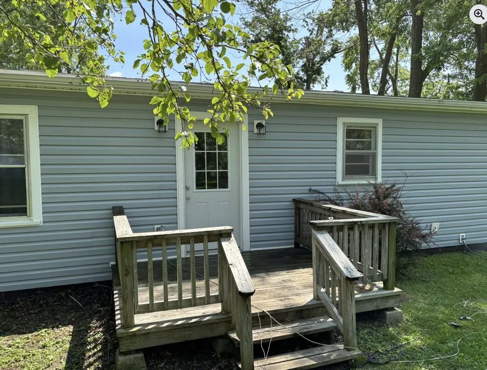 Top-rated landscape design in Tipton, MO by Precision Lawn Services