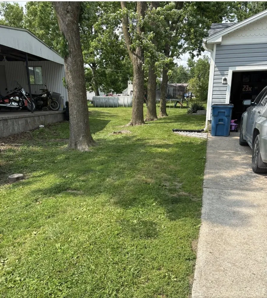 Local yard maintenance in Tipton, MO - Precision Lawn Services
