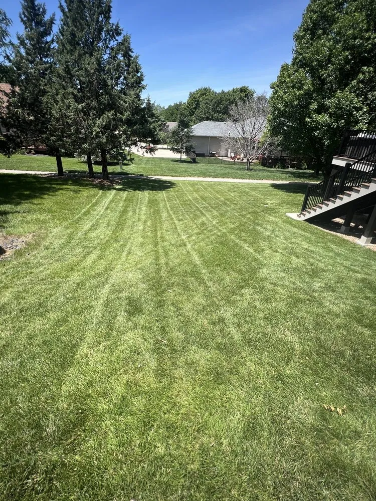 Custom lawn mowing service experts serving Salina, KS - Precision Mowing Services