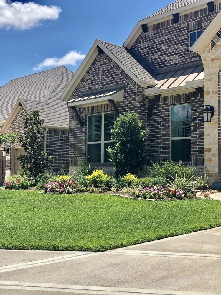 Top-rated outdoor landscaping experts serving Houston, TX - Precision Outdoor