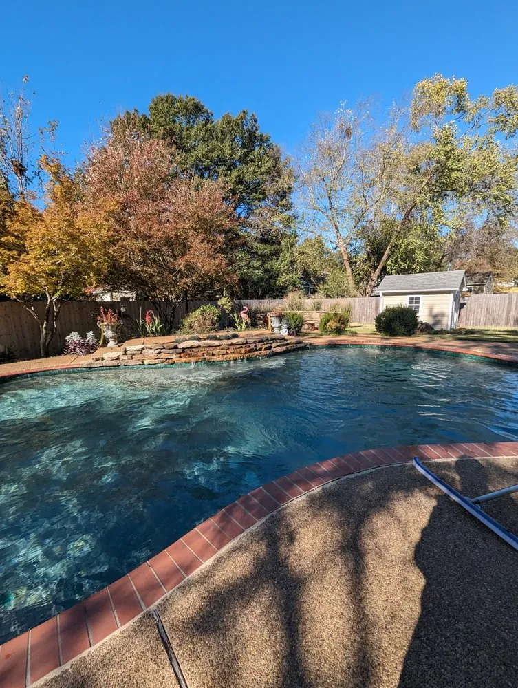 Professional garden landscaping for year-round maintenance in Memphis, TN by Precision Pools & Landscapes