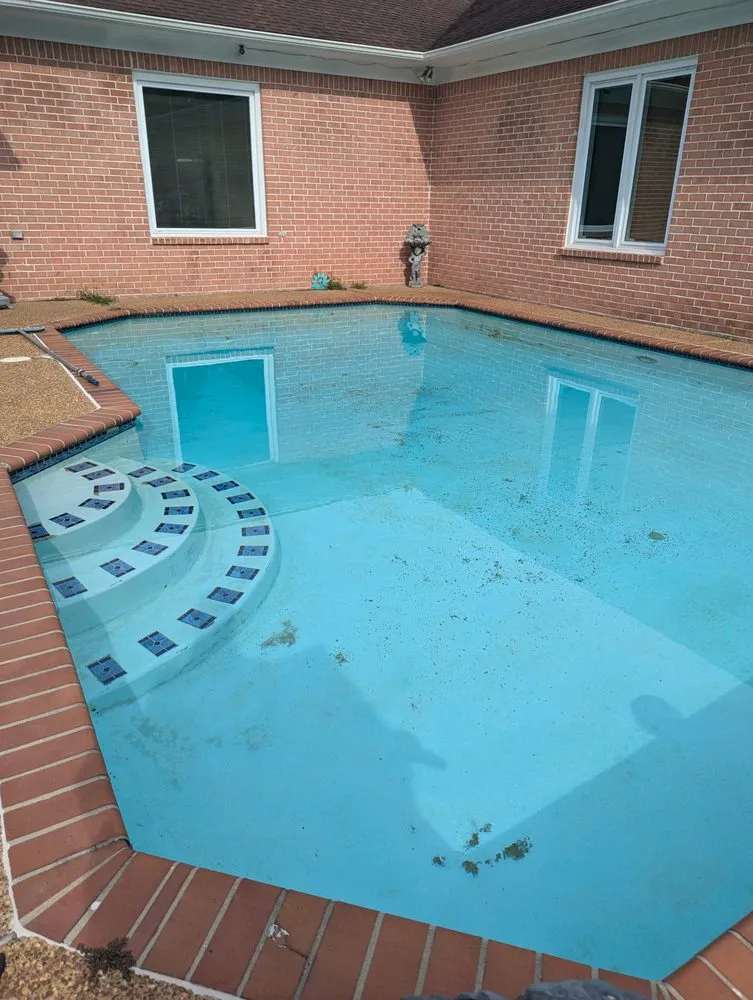 Professional residential landscaping experts serving Memphis, TN - Precision Pools & Landscapes