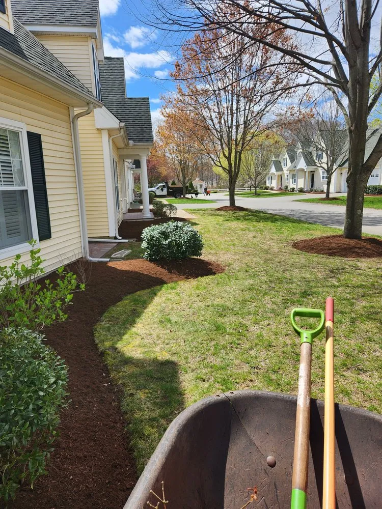 Local outdoor landscaping experts serving Old Lyme, CT - Precision Sealcoating & Landscaping