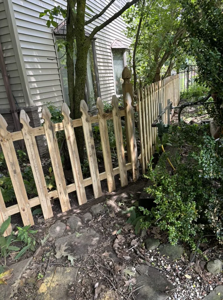 Custom lawn care service in Hubbard, OH - Precision Services