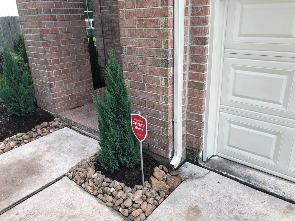 Local outdoor landscaping experts serving Pearland, TX - Precision Tree and Landscaping