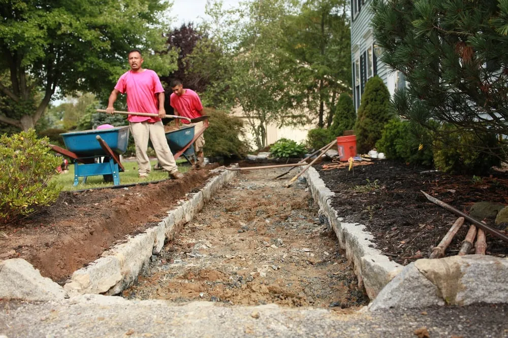 Custom yard cleanup service experts serving North Brunswick, NJ - Precisionscapes