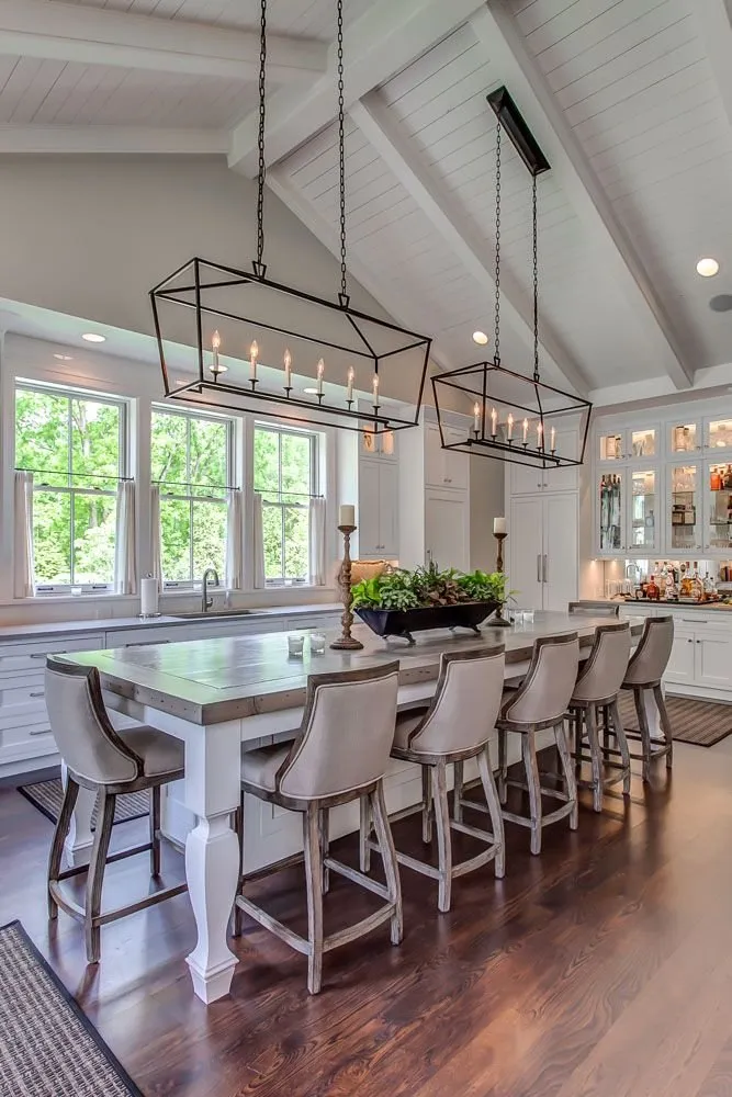 Professional lawn care service for residential properties in Fort Lauderdale, FL by Prefab To Fab Homes