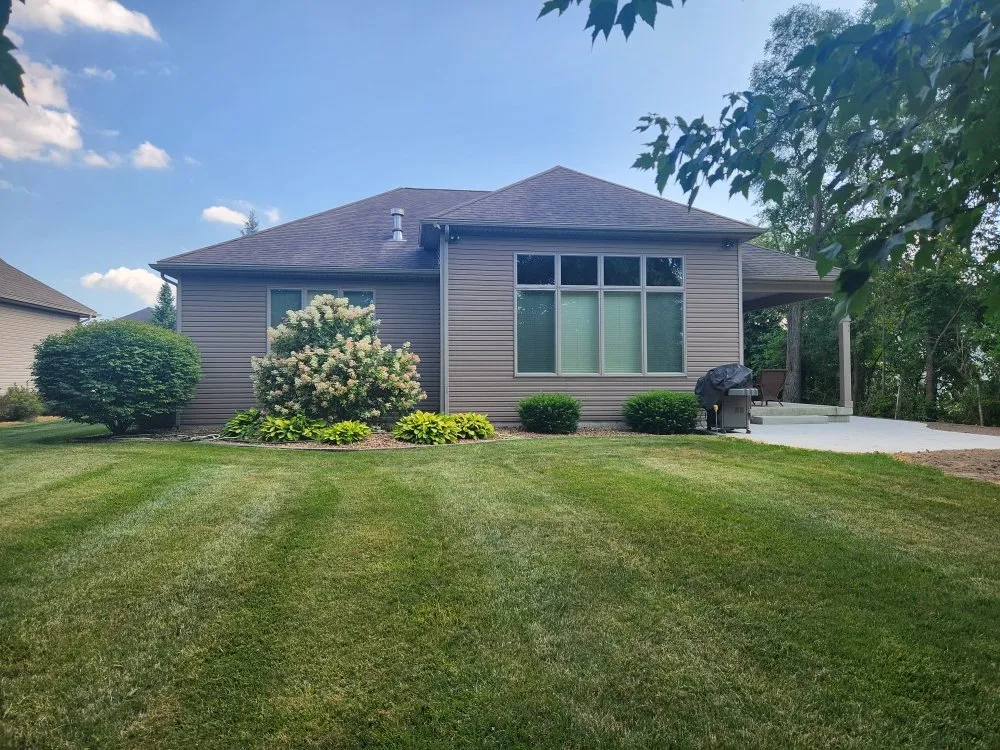 Affordable yard cleanup service in Toledo, OH by Preffered Landscaping