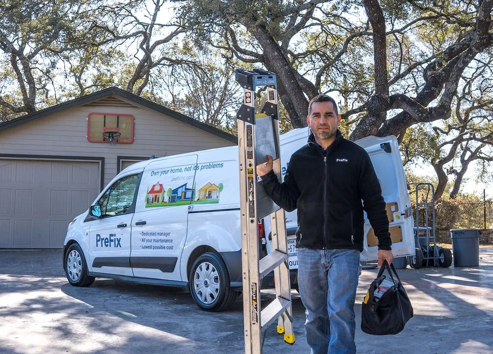 Professional yard cleanup service experts serving Houston, TX - PreFix