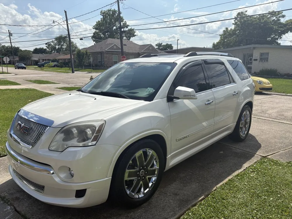 Top-rated yard maintenance in Metairie, LA - Premier Auto Detailing