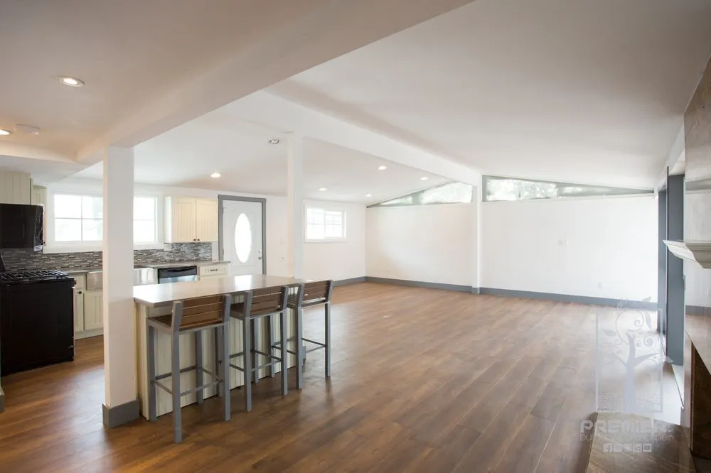 Custom lawn mowing service experts serving Fountain Valley, CA - Premier Builders and Hardscape