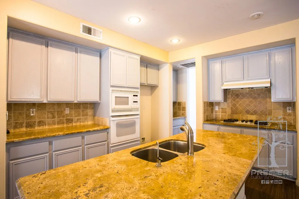 Affordable residential landscaping with custom design in Fountain Valley, CA by Premier Builders and Hardscape