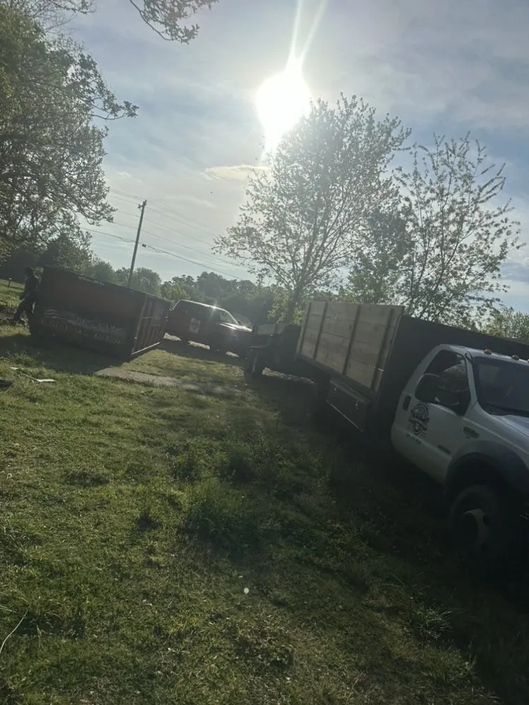 Top-rated residential landscaping experts serving Bridgewater, VA - Premier Cleaning Services