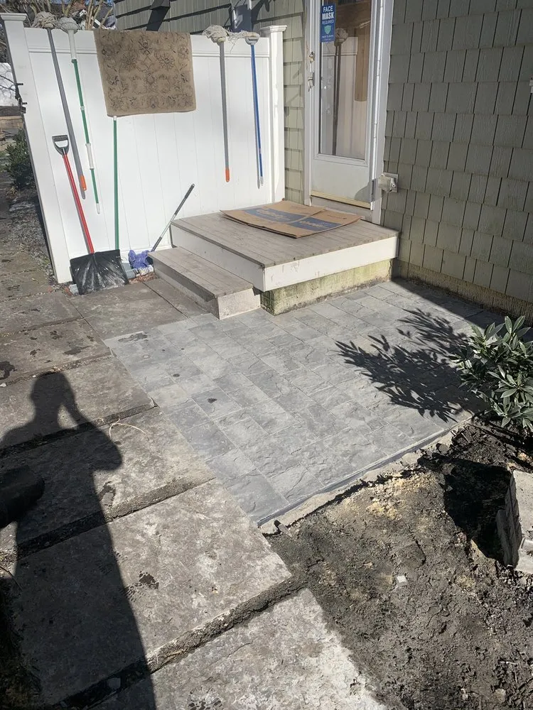 Custom yard cleanup service experts serving Annapolis, MD - Premier Contracting