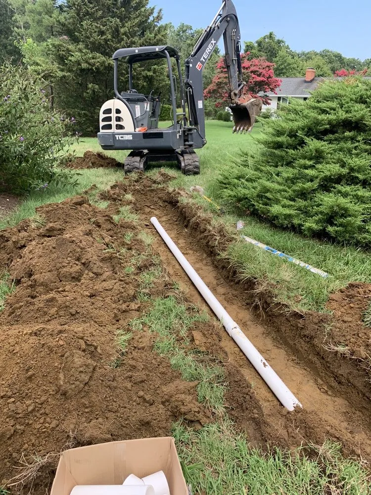 Professional lawn mowing service in Annapolis, MD - Premier Contracting