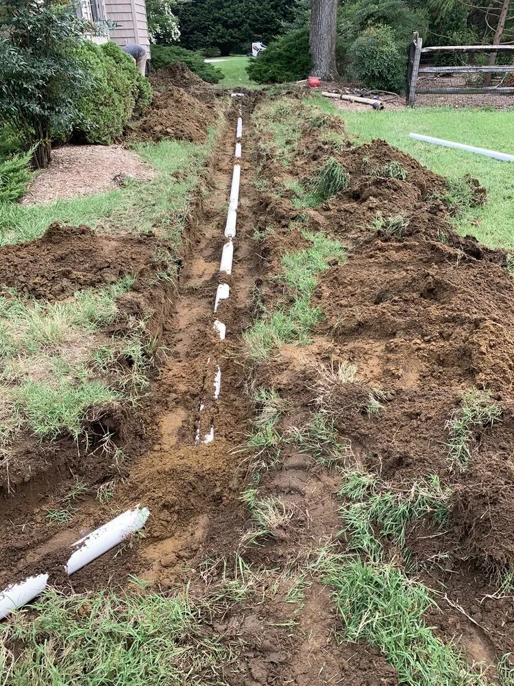 Affordable lawn care service near you in Annapolis, MD by Premier Contracting